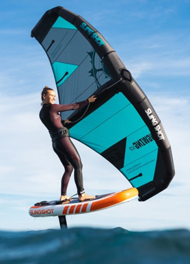 Windfoiling